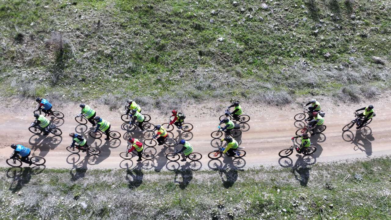 Konya’da bisikletçiler tarihe ve doğaya doğru pedal çevirdi 7